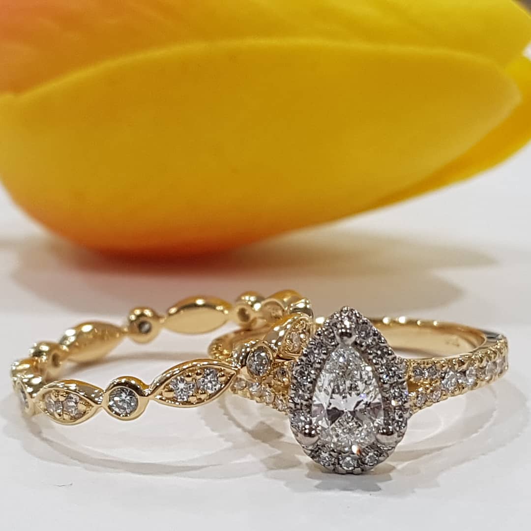Custom Made Pear Shaped Diamond Engagement Ring and Wedding Rings for Daniel & Emily.